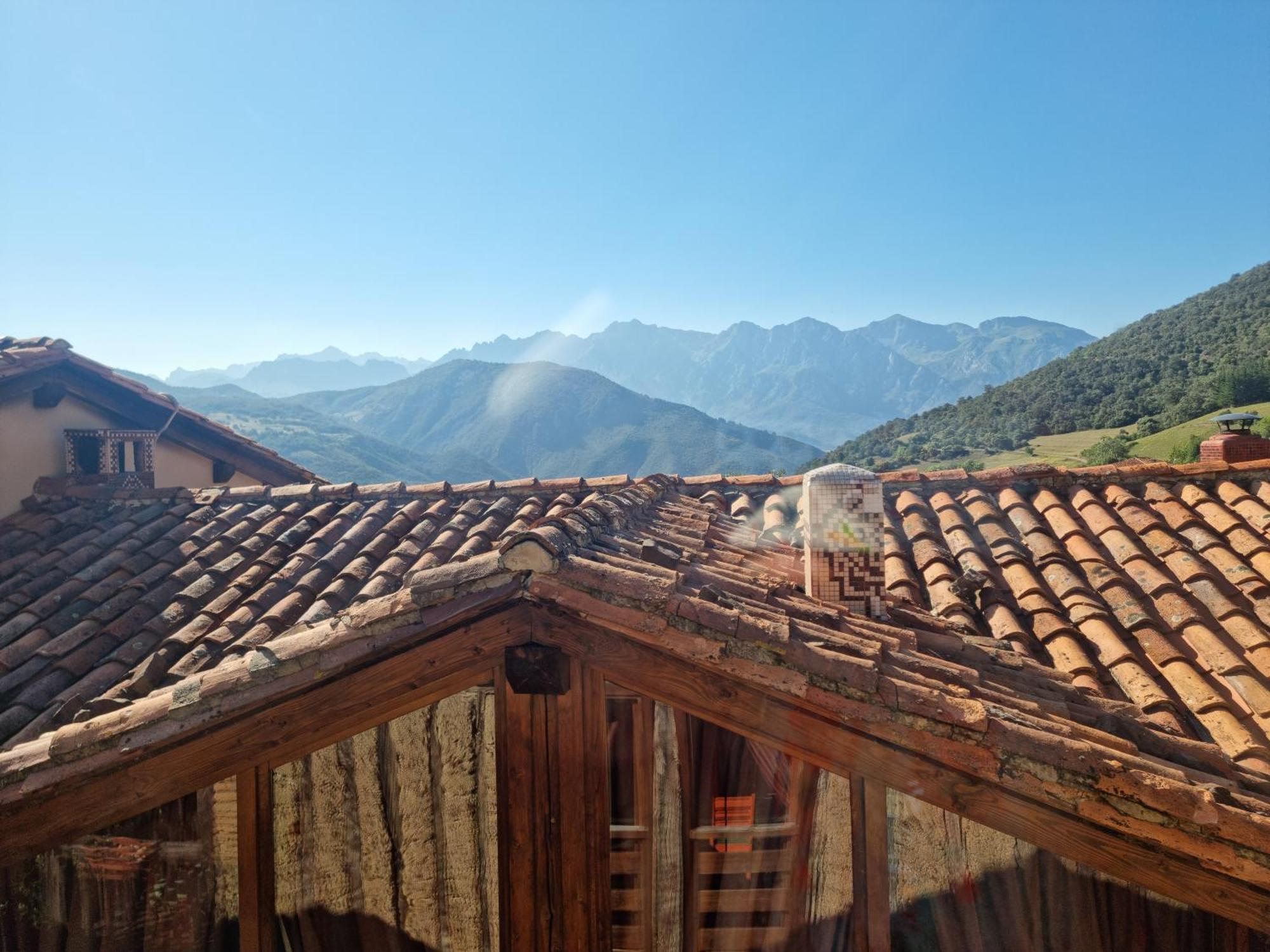 La Casa De Las Chimeneas Tudes 外观 照片
