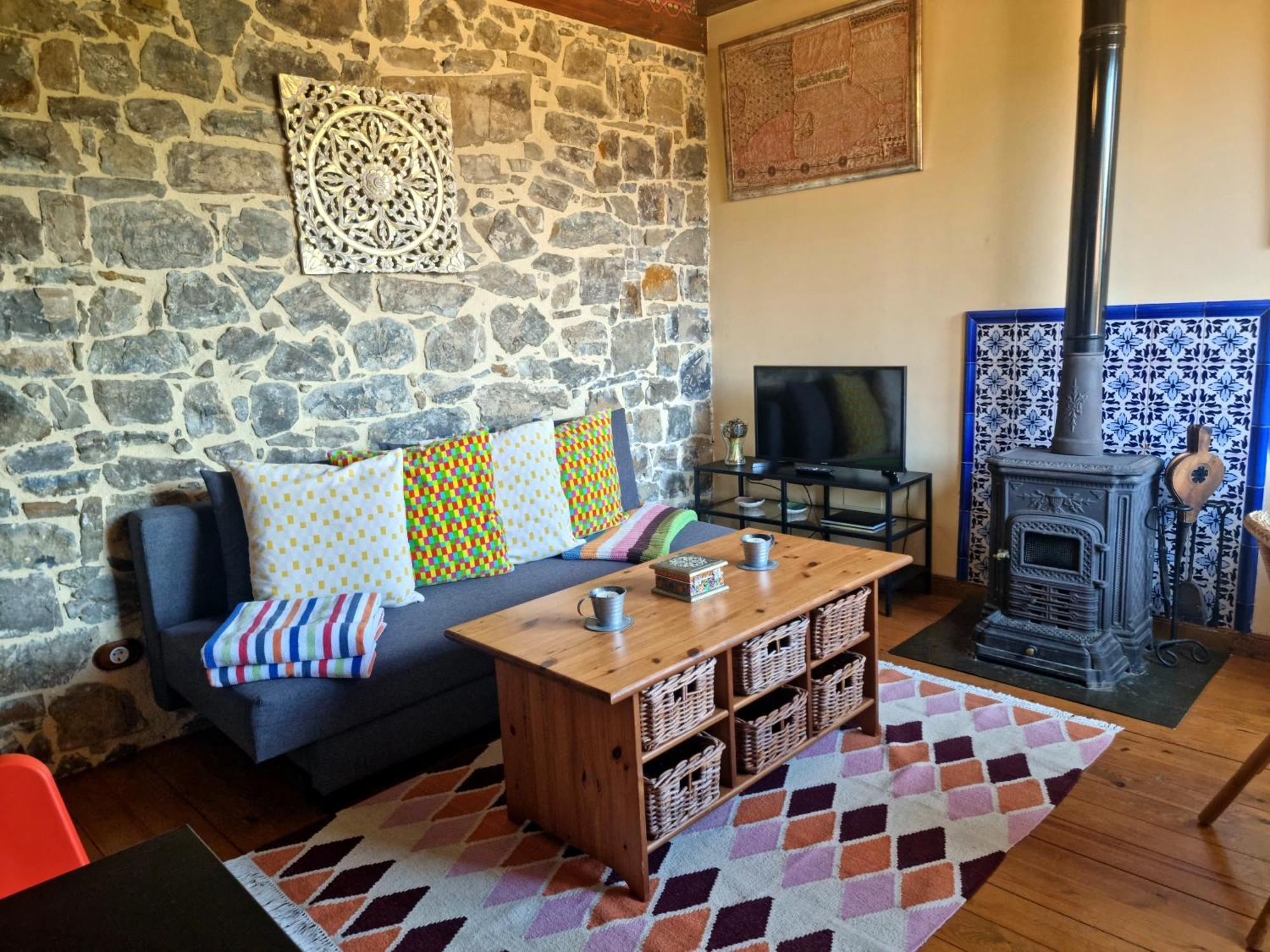 La Casa De Las Chimeneas Tudes 外观 照片